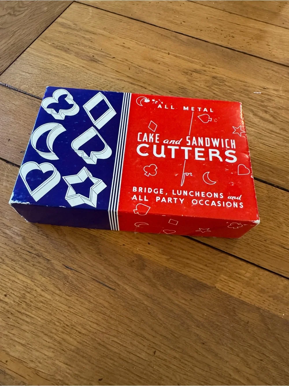 Vintage Metal Cake and Sandwich Cutters (Cookie) in Box